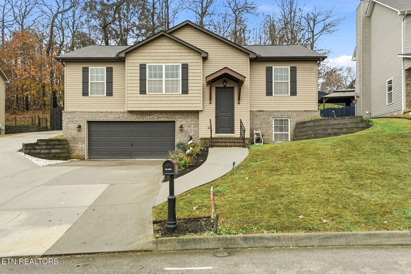 Property Photo:  7819 Elkton Lane  TN 37849 