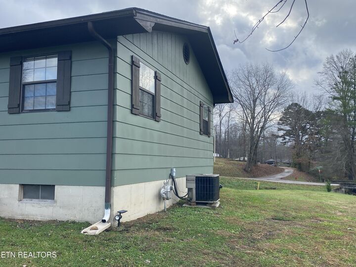 Property Photo:  332 Slaven Lane  TN 37841 