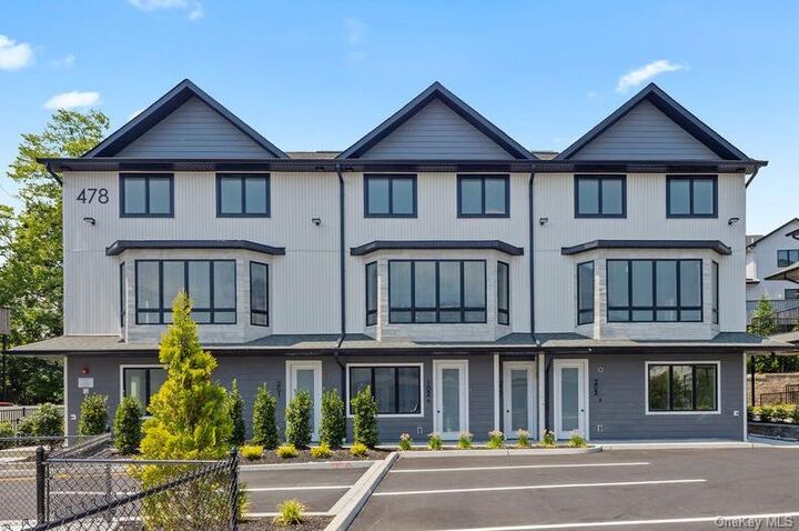478 W Central Avenue 203  Monsey NY 10977 photo