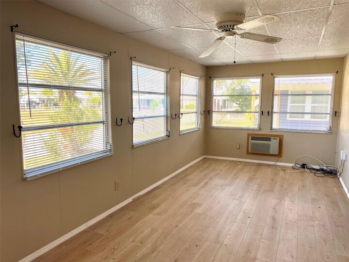 Property Photo: 568 Fairmount Drive FL 34287