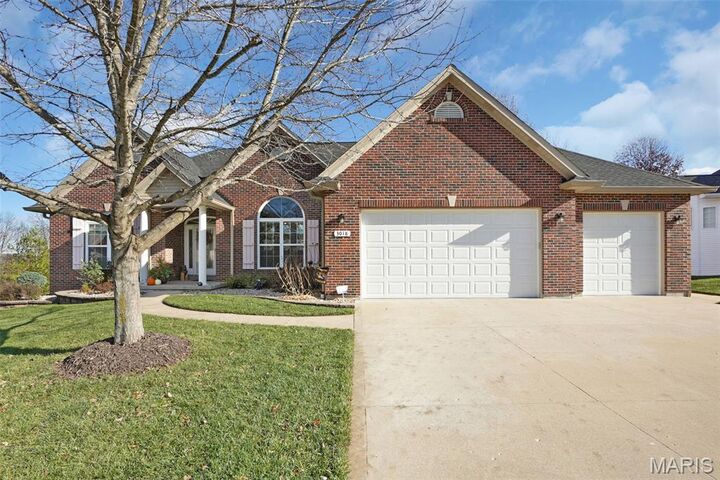 3018 Bear Ridge Drive  Wentzville MO 63385 photo