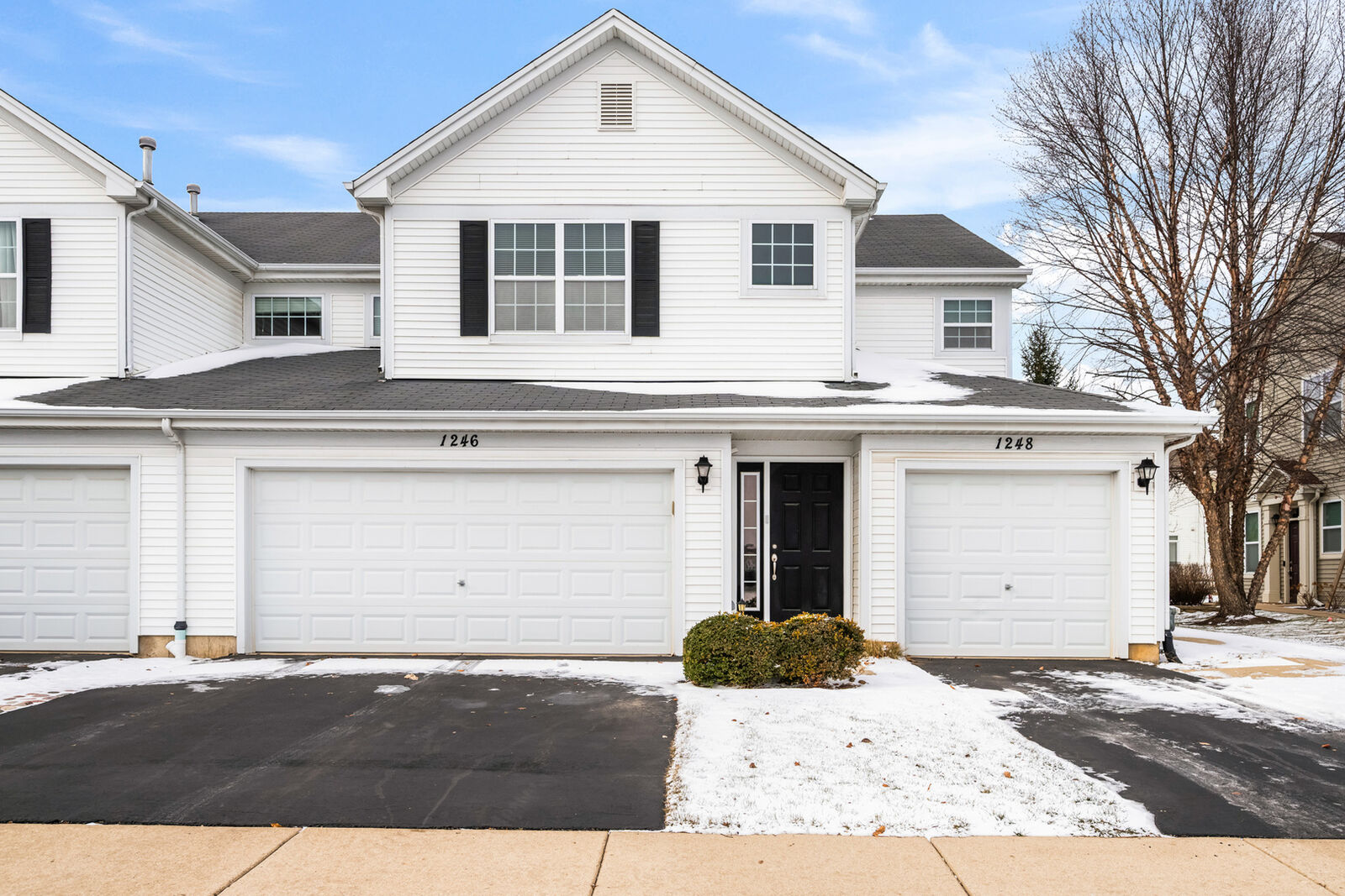 Property Photo: 1246 Chesterton Drive 2 IL 60020