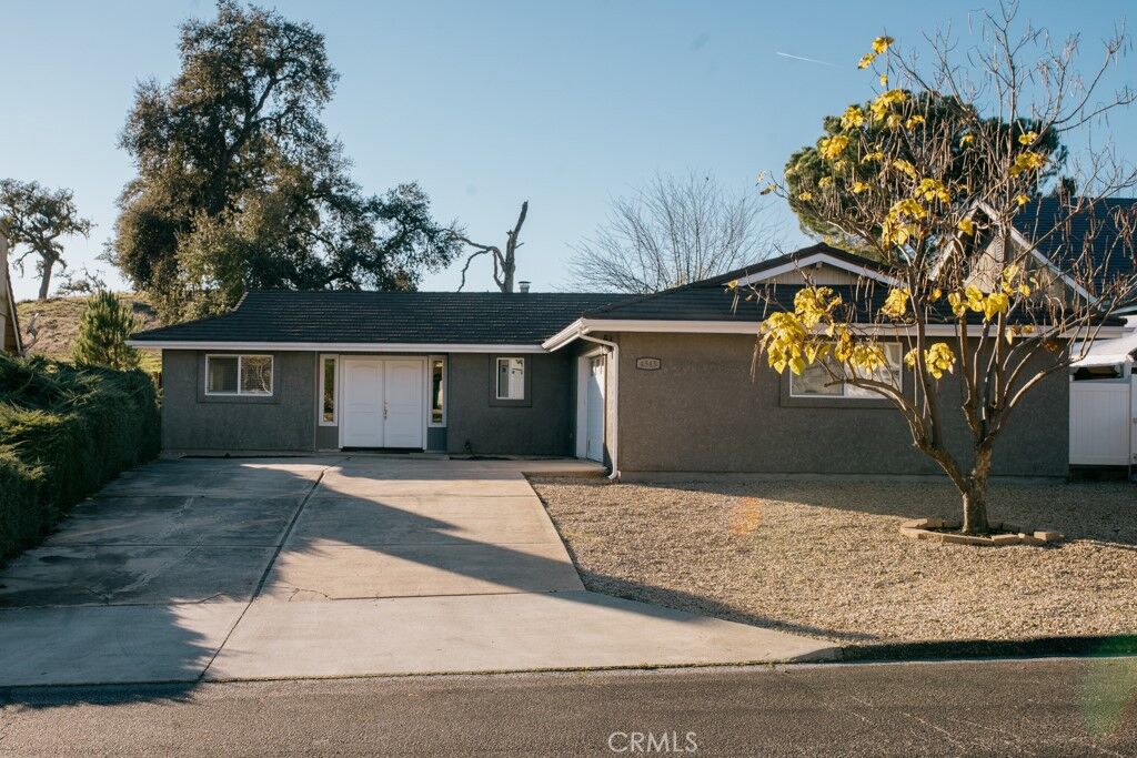 Property Photo:  4545 Swan  CA 93446 