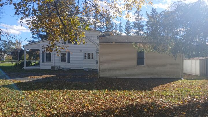 Property Photo:  1817 Pennsylvania Avenue  PA 18840 