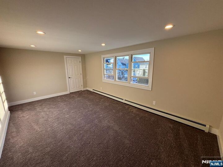 Property Photo:  219 Oakwood Avenue 2  NJ 07032 