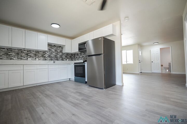 Property Photo: 2905 Virginia Avenue NM 88101