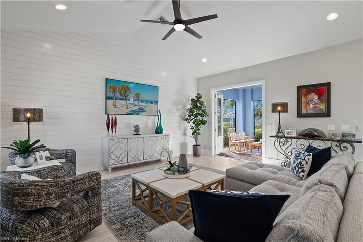 Property Photo:  14844 Dockside Ln  FL 34114 