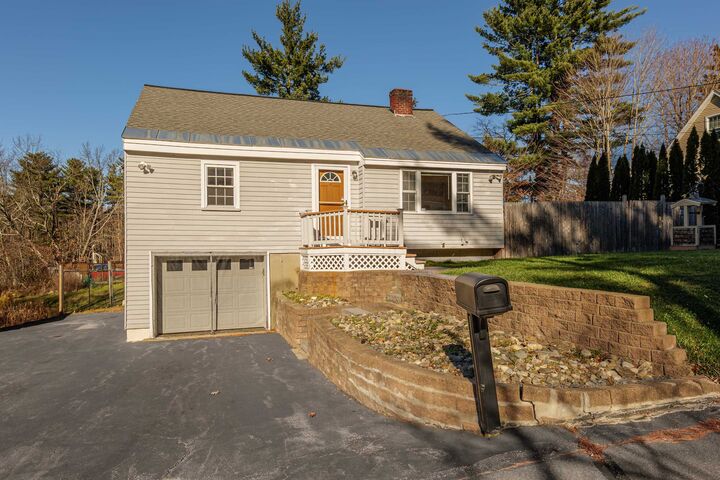 5 Kimball Avenue  Plaistow NH 03865 photo