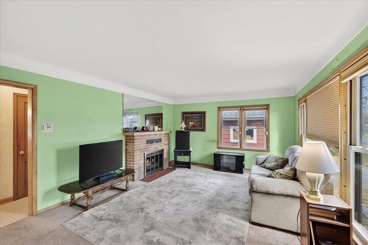 Property Photo: 5121 Aldrich Avenue N MN 55430