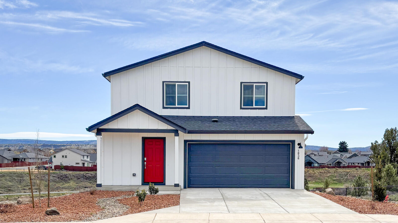 Property Photo:  1036 NE Cobblestone Court  OR 97754 