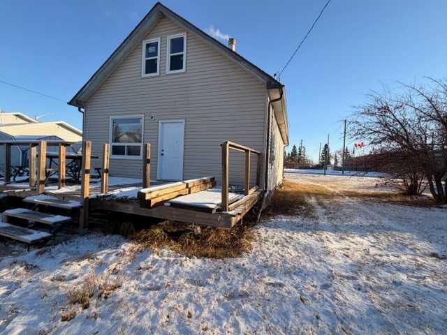 Property Photo: 4832 49 Street AB T0B 1V0