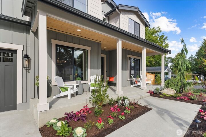 Property Photo:  13320 NE 112th Place  WA 98052 