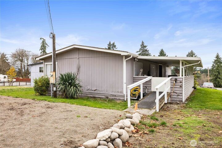 Property Photo:  7415  100th Street E  WA 98373 