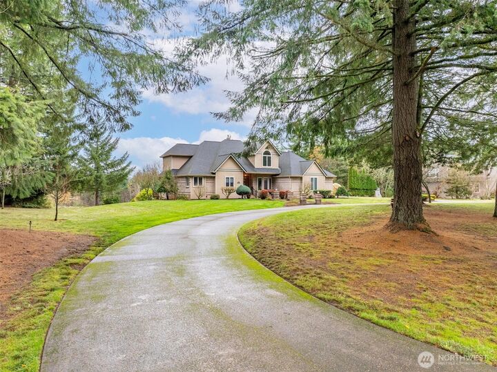 Property Photo:  270 SE Valley View Way  WA 98532 