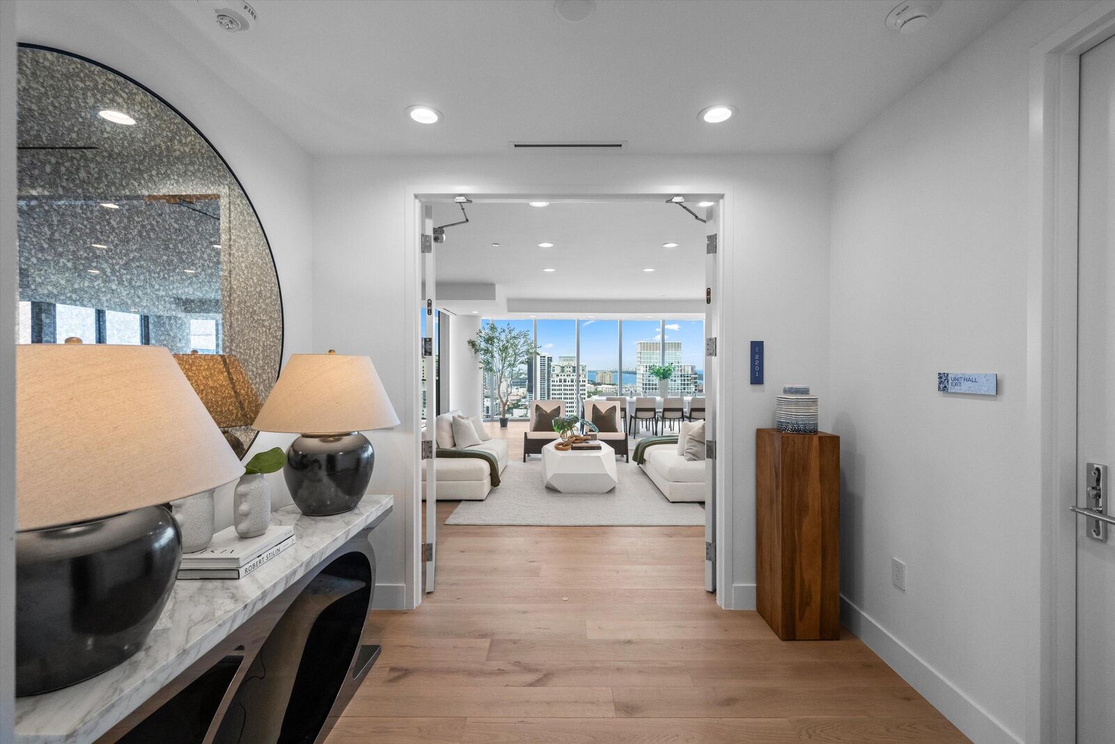 Property Photo:  1333 S Flagler Drive 2201  FL 33401 