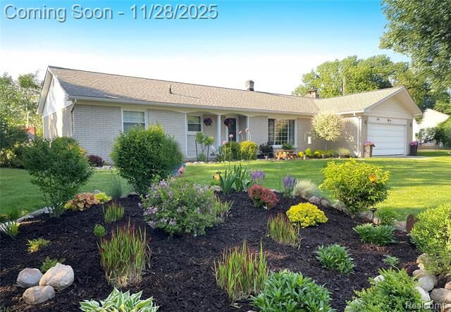 Property Photo:  5541 Meadow Lane  MI 48316 