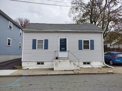 27 Padelford Street  Providence RI 02906 photo