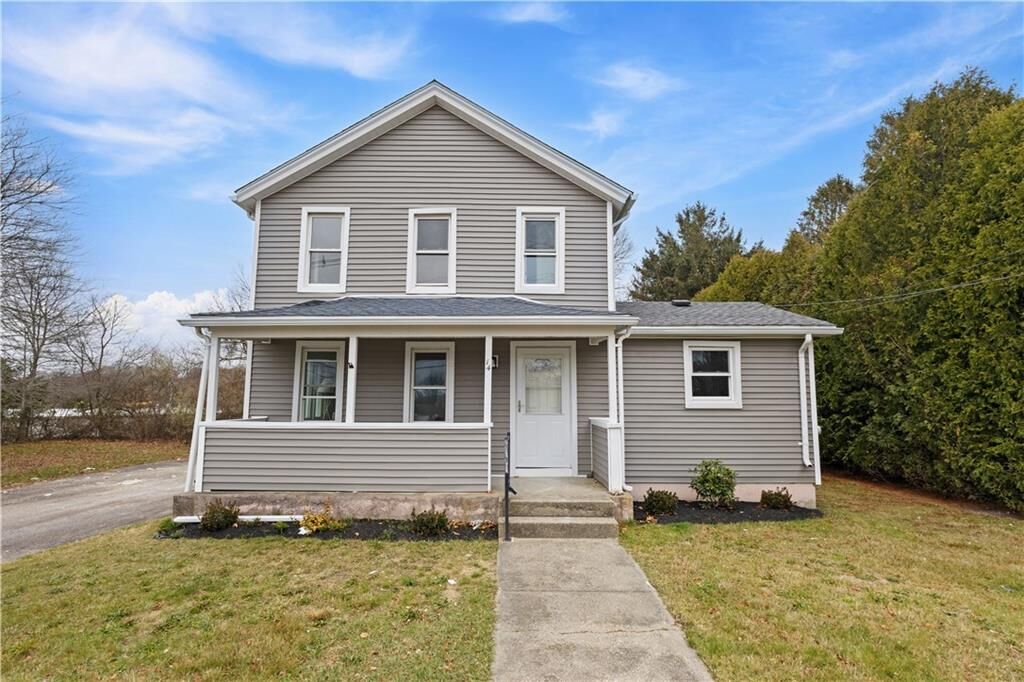 Property Photo:  14 Springbrook Road  RI 02891 