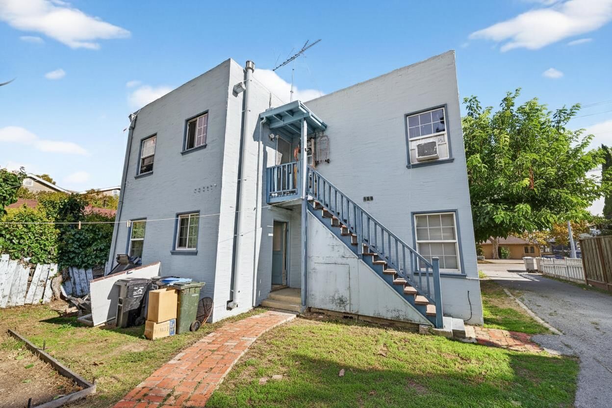 Property Photo: 951 North 4th Street CA 95112