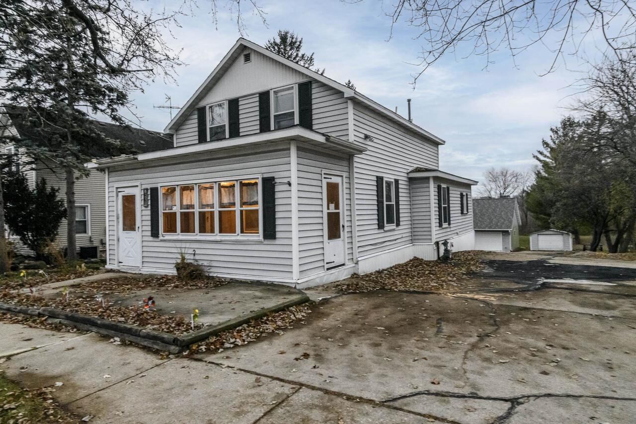Property Photo:  230 North Watertown Street  WI 53038 