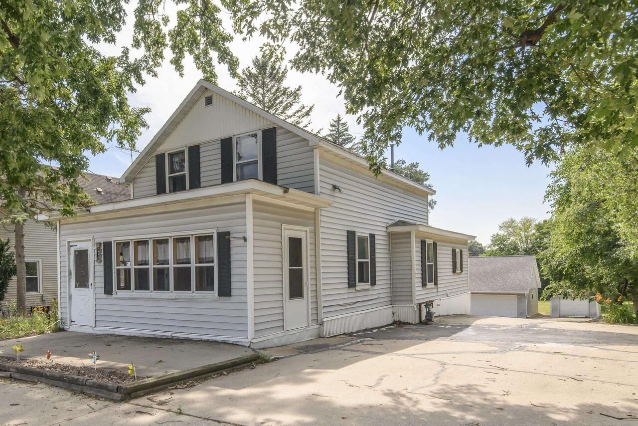 Property Photo:  230 N Watertown Street  WI 53038 