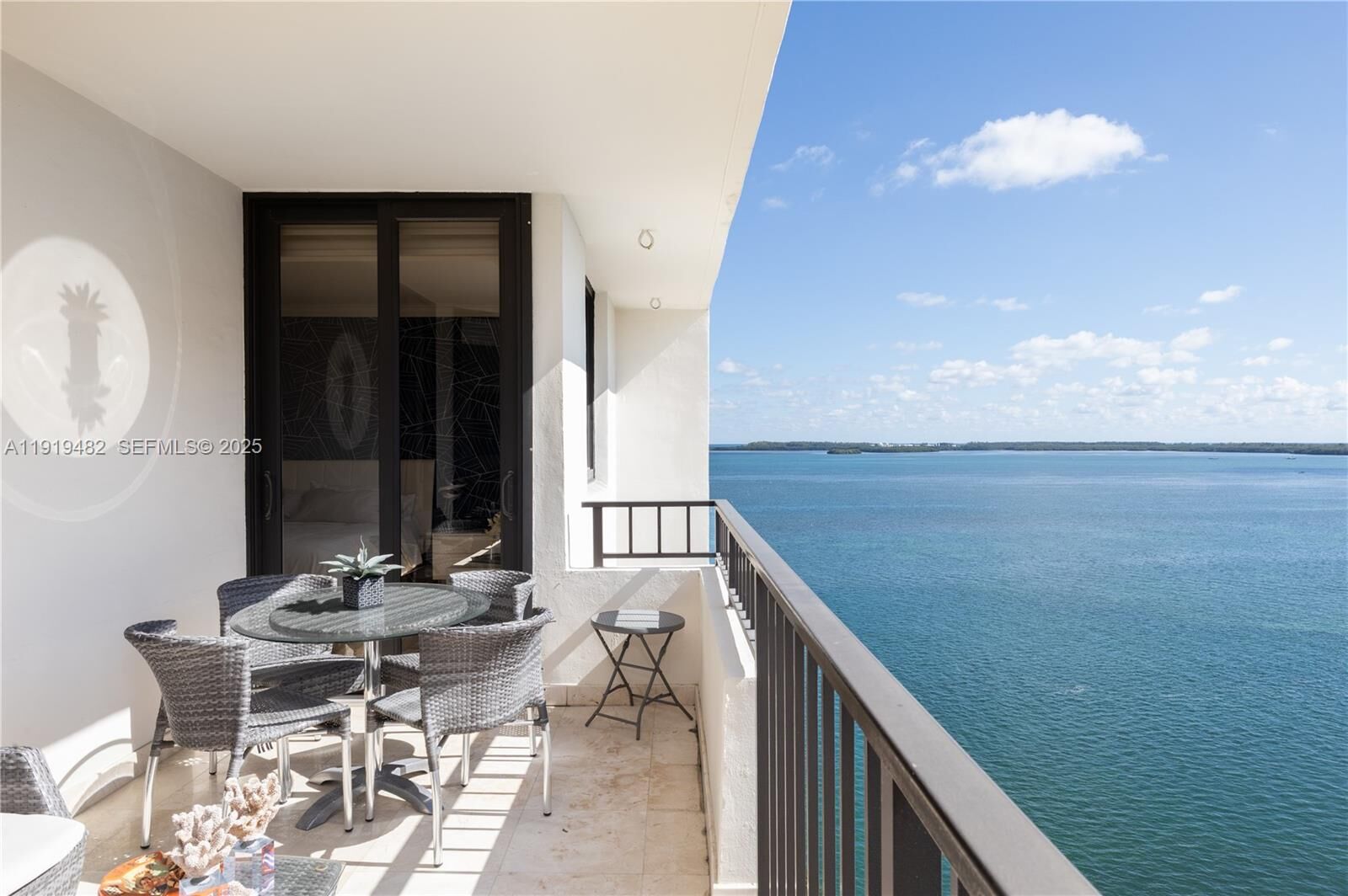 Property Photo:  520 Brickell Key Dr A1207  FL 33131 