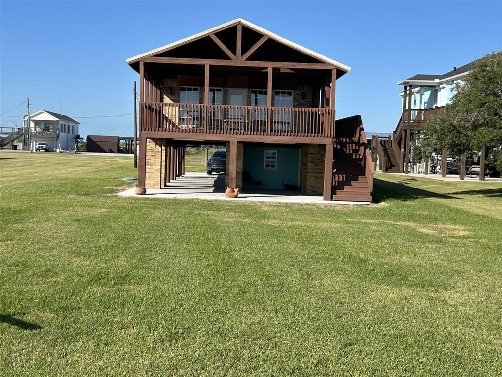 Property Photo: 515 Lake Breeze Road LA 70645