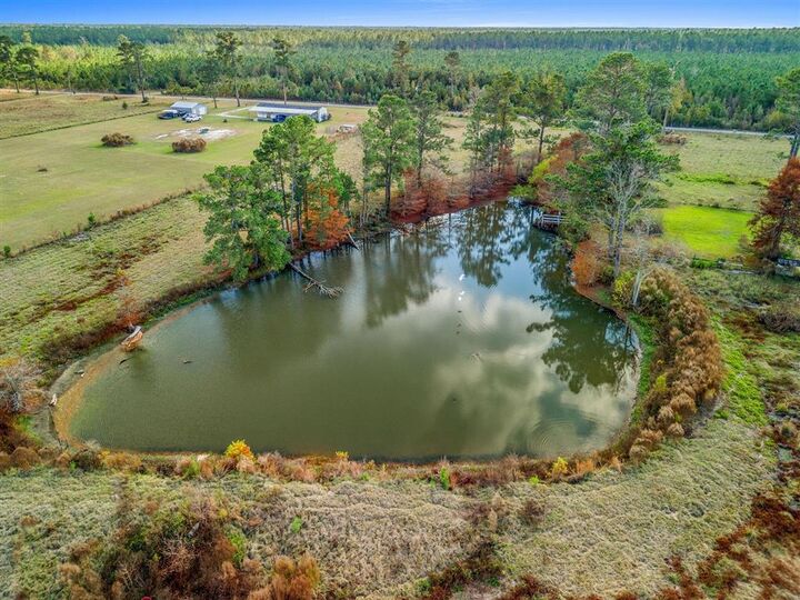 Property Photo: 401 Kingrey Cemetery Road LA 70657