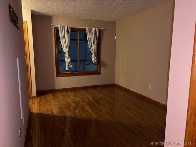 Property Photo:  31 Meloy Road Apt 2B  CT 06516 