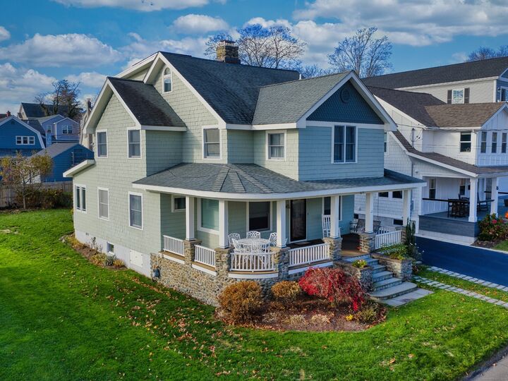 Property Photo:  12 Norwood Avenue  CT 06460 