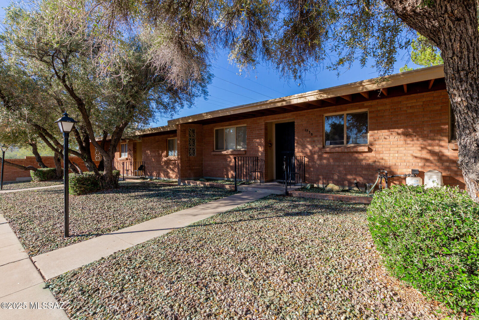 Property Photo:  1938 W Anklam Road  AZ 85745 