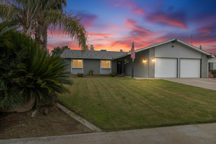 Property Photo: 3545 W Monte Vista Court CA 93277
