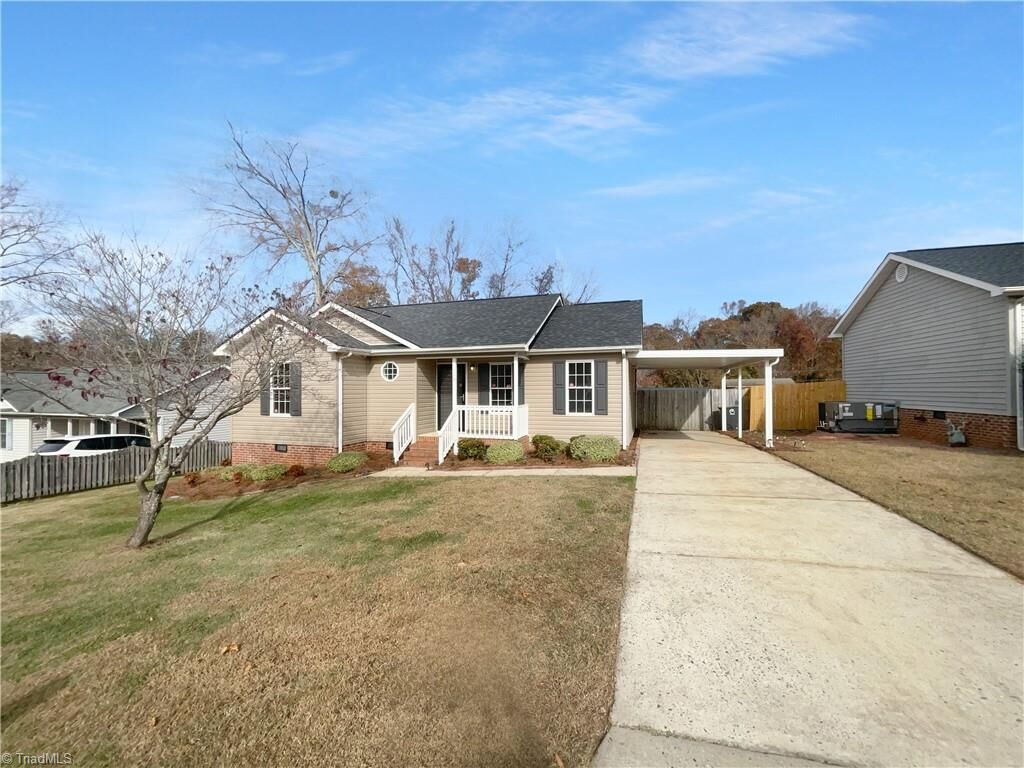 Property Photo:  1119 Picard Street  NC 27405 