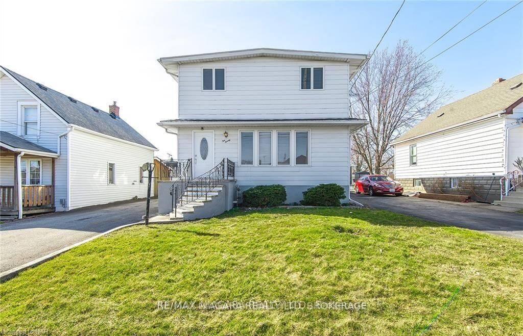 Property Photo: 120 Elizabeth Street ON L3K 2B9