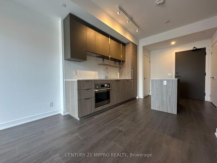 Property Photo:  15 Holmes Avenue 1207  ON M2N 0L4 