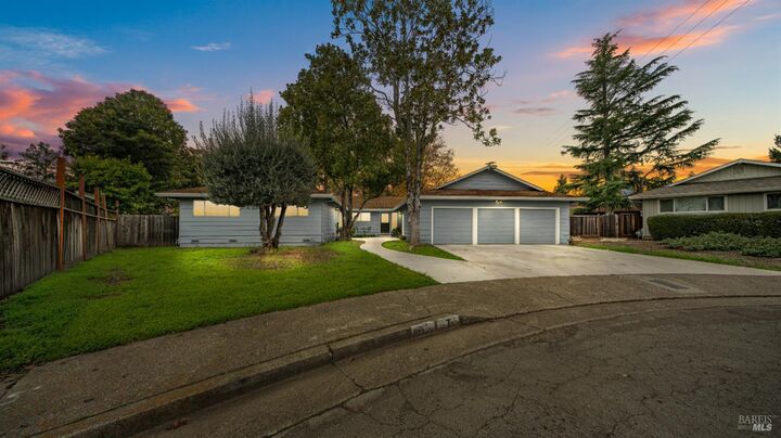 Property Photo:  7 Portola Court  CA 95409 