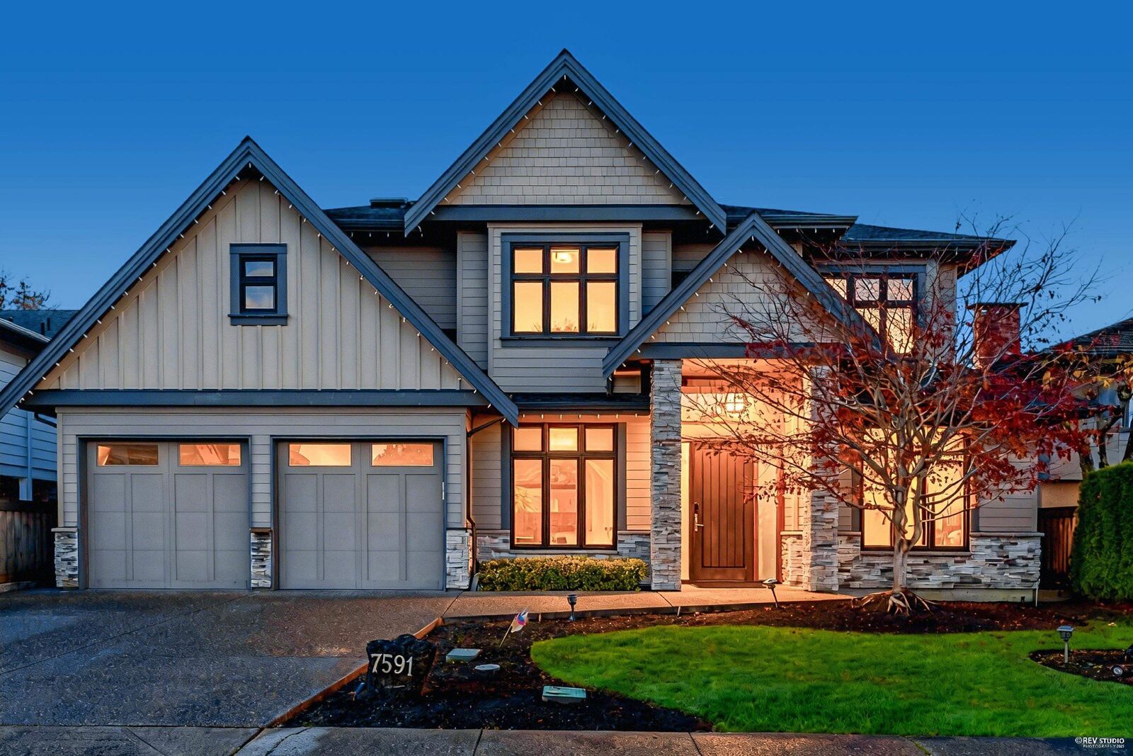 Property Photo: 7591 Gabriola Crescent BC V7C 1W1