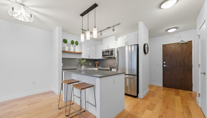 Property Photo: 175 W 1st Street 805 BC V7M 3N9