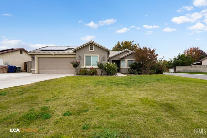 Property Photo:  4602 Kaytlain Avenue  CA 93313 