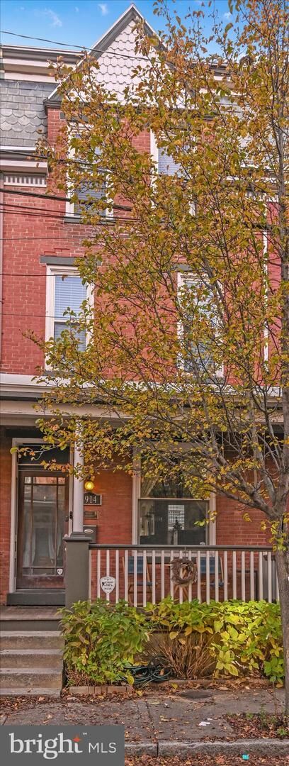 Property Photo:  1914 Penn Street  PA 17102 