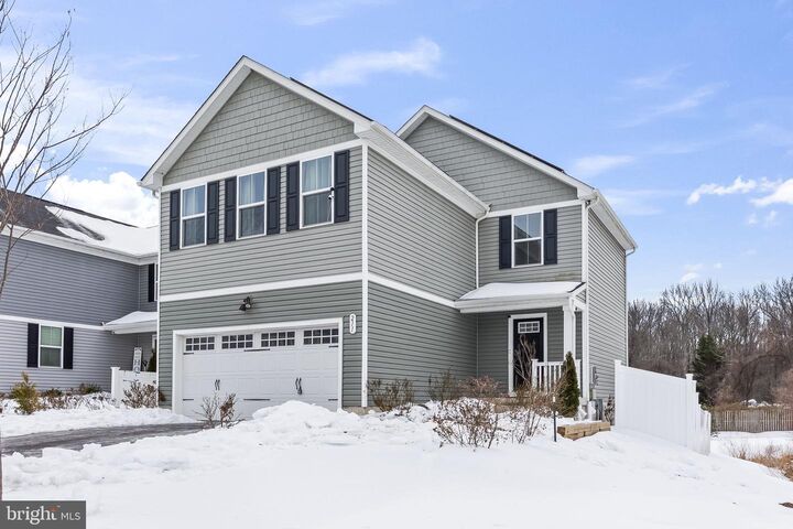 Property Photo:  211 Green Ridge Lane  MD 21060 