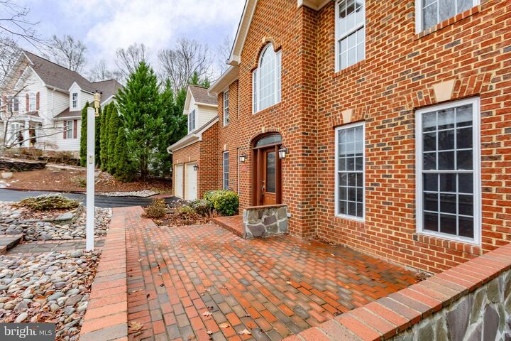 Property Photo:  1010 Roberts Court  VA 22401 