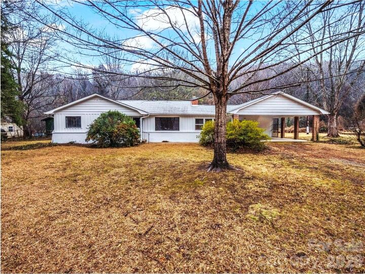 Property Photo: 109 Wall Road NC 28782