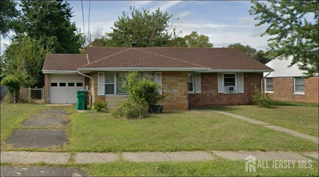 Property Photo:  14 Roger Road  NJ 08817 