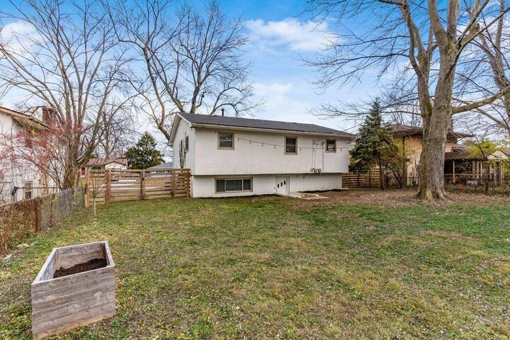 Property Photo: 6035 Karl Road OH 43229