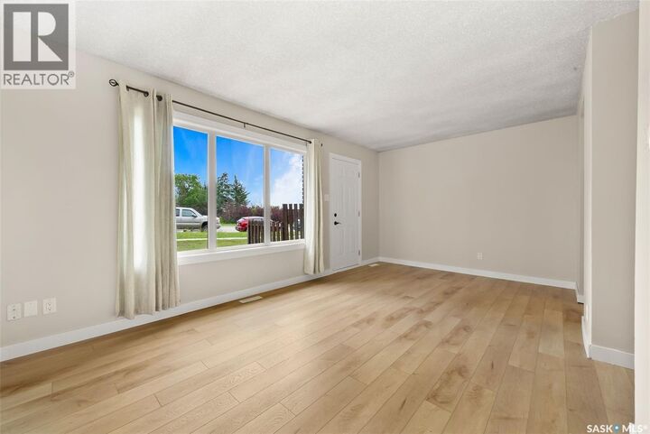 Photo de la propriété: 3814 Castle Road SK S4S 6M7