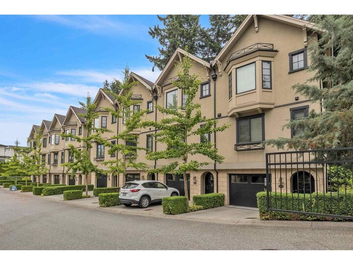 Photo de la propriété: 2580 Langdon Street 527 BC V2T 0A9