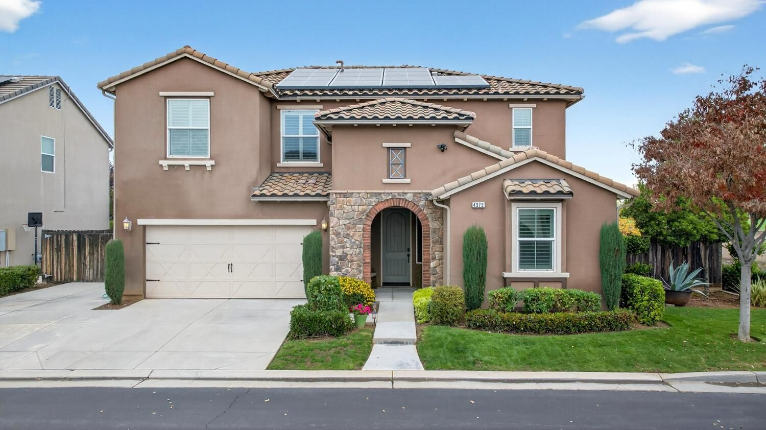 Property Photo:  4379 Heritage Avenue  CA 93619 