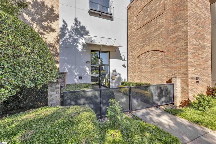 Property Photo:  500 E McBee Avenue #5202  SC 29601 