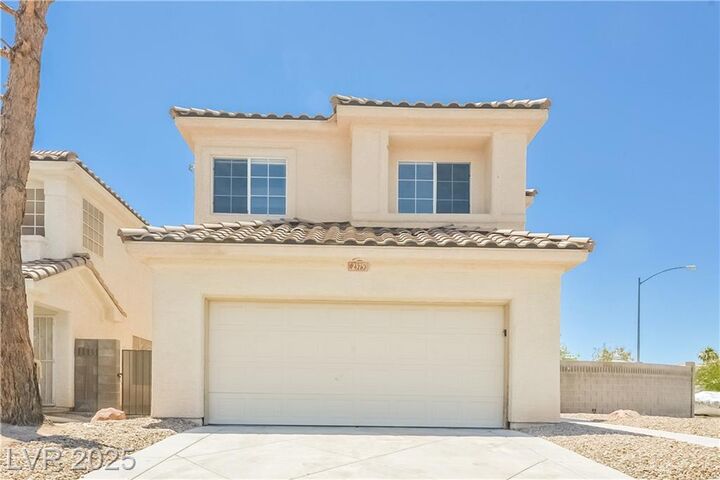 Property Photo: 2375 Grannis Lane NV 89104